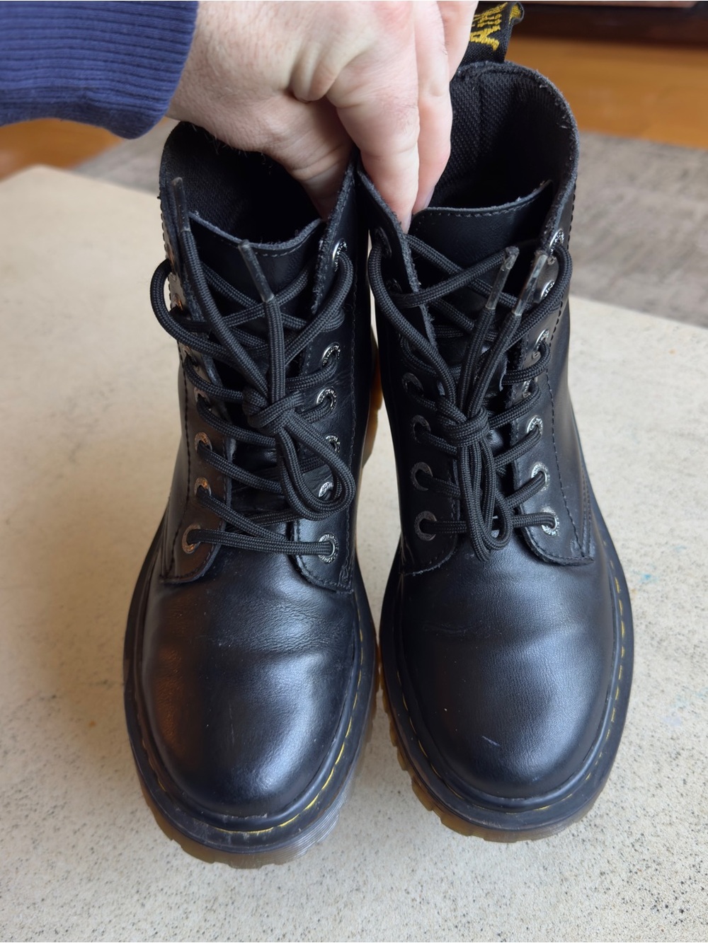 Dr Martens Luana Air Wair Combat Boots Women 6 Black Leather Classic Doc AW004 - Picture 2 of 13